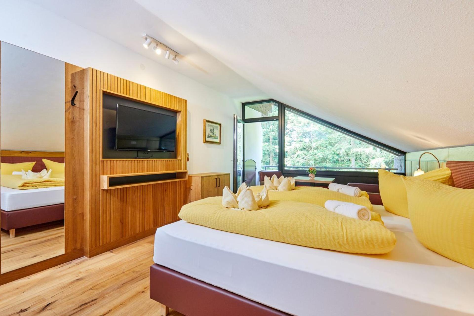 Appartement Loser Mit Indoorpool Und Sauna บัดกอยเซิร์น ภายนอก รูปภาพ